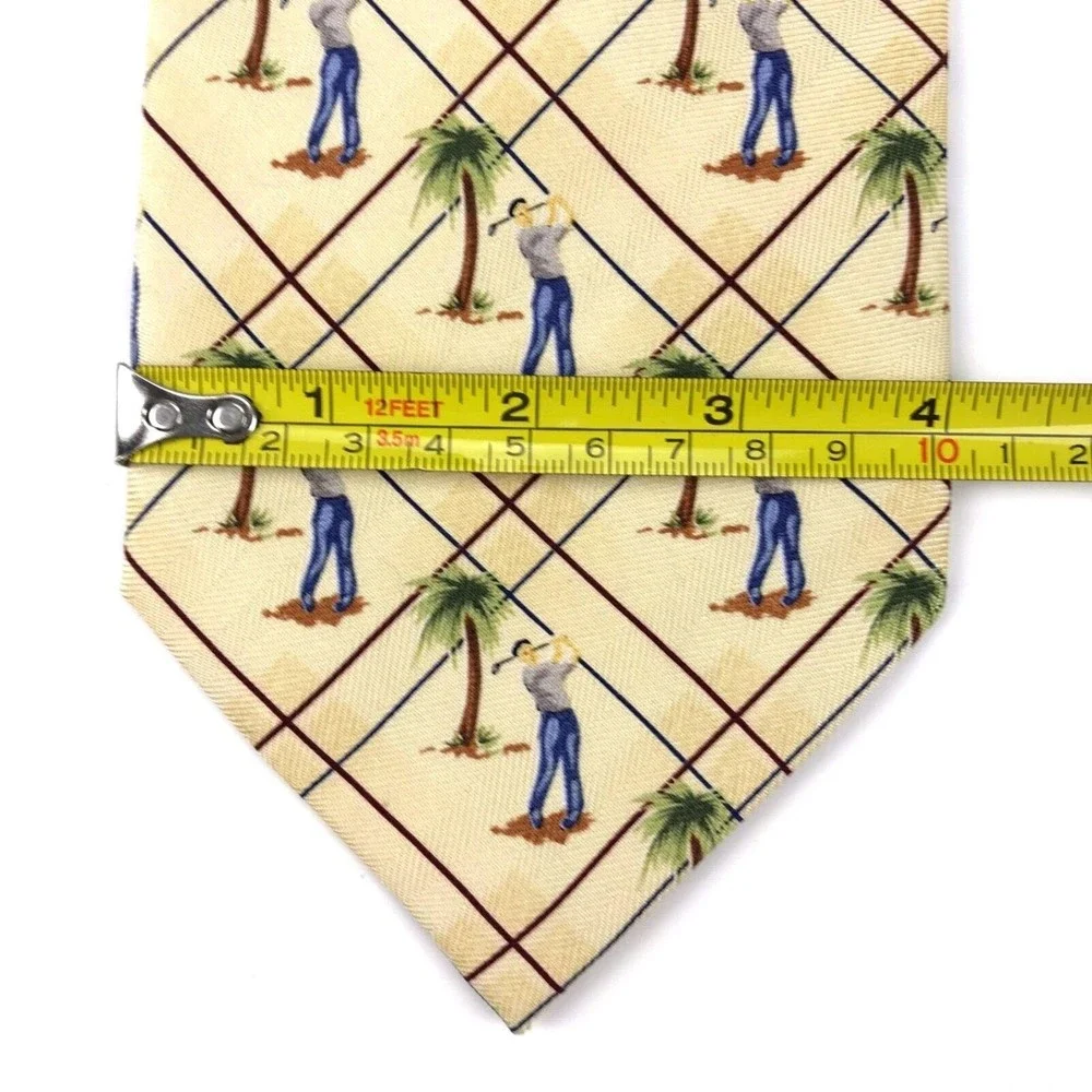 Tommy Bahama Men's Tie Silk Handmade Guy Playing Golf Summer Palms Aloha Necktie